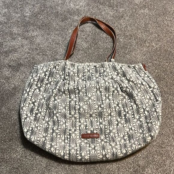 Lucky Brand LB2971 Black/ Cream/ Pink Take a Trip Portland Tote Bag - Picture 9 of 14